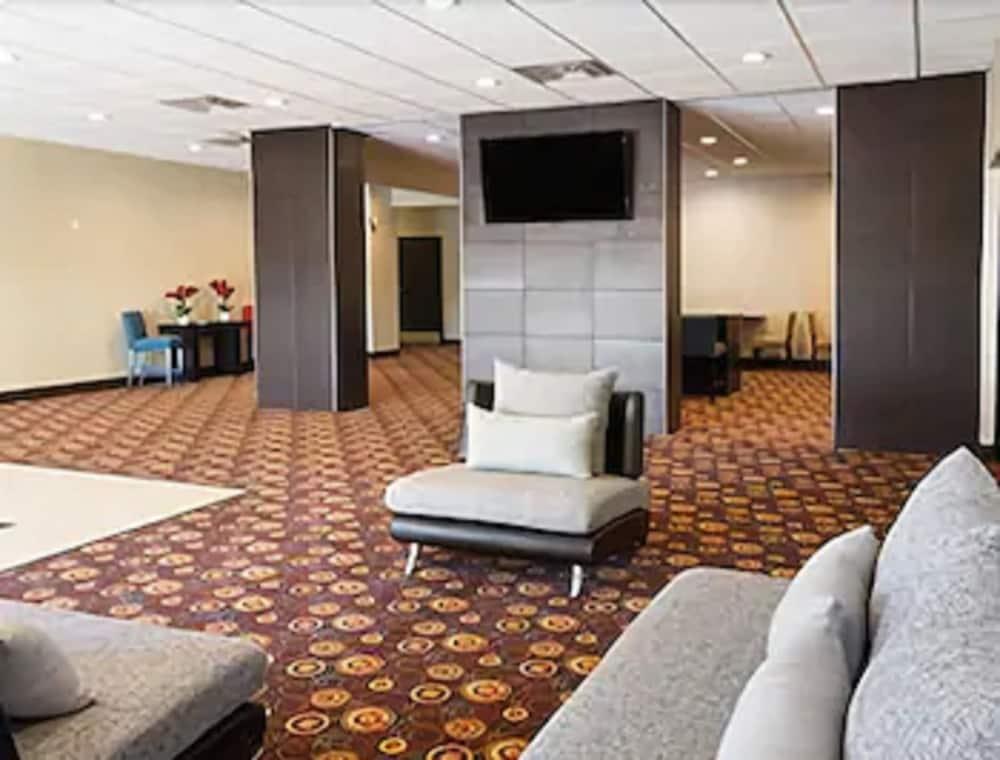 Hotel Days By Wyndham 3*