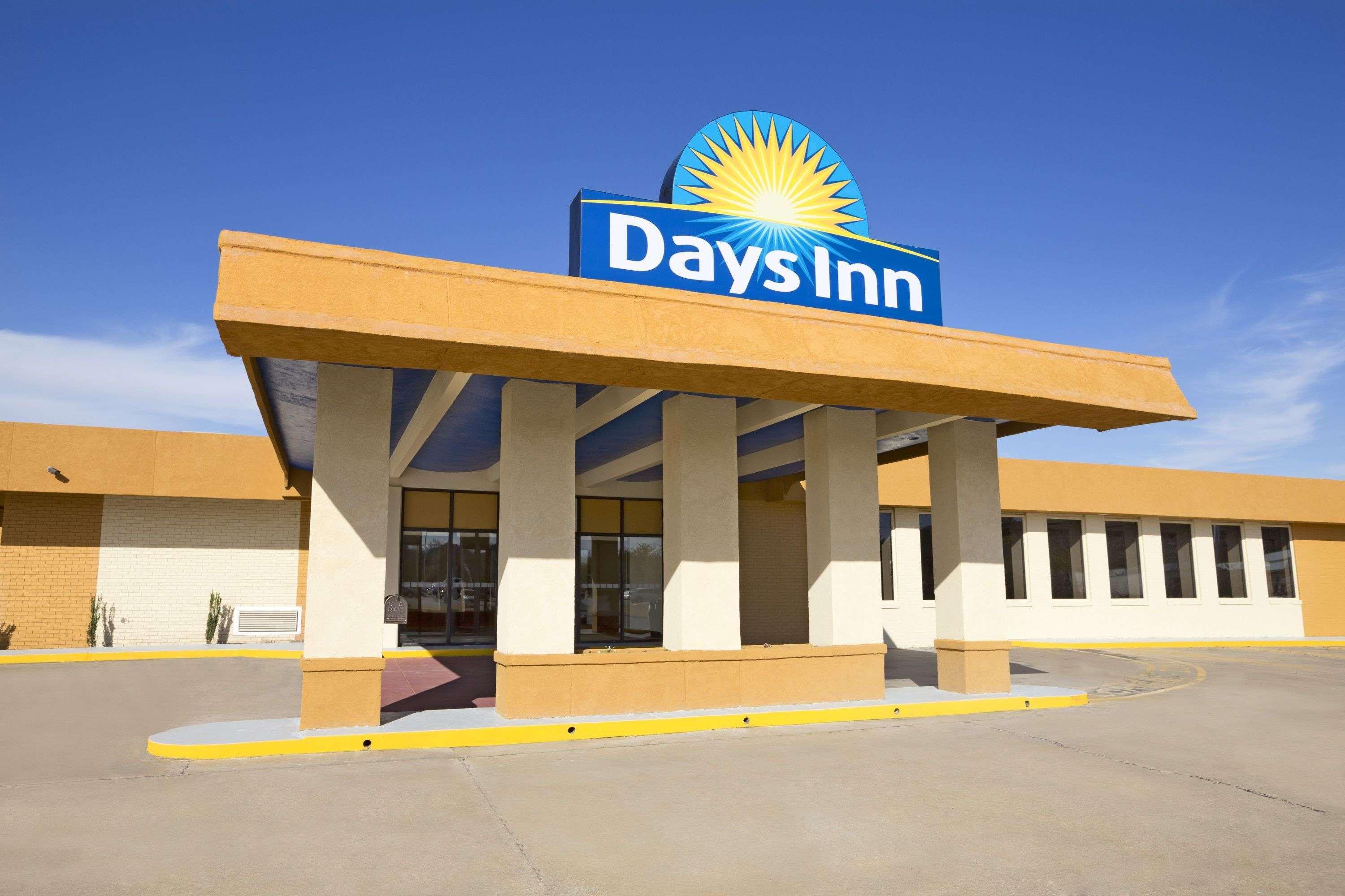 Days By Wyndham Hotel